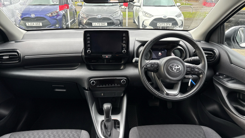 Toyota Yaris 1.5 Hybrid Design 5dr CVT Hybrid Hatchback